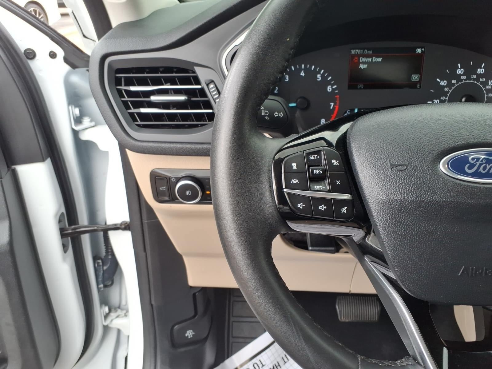 Certified 2022 Ford Escape SEL FWD image 28