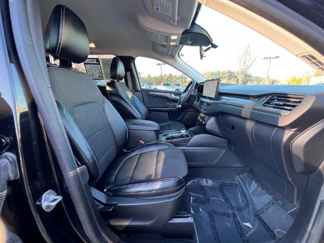 Certified 2023 Ford Escape SE image 28
