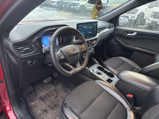 Certified 2023 Ford Escape ST-Line w/ Tech Pack #1 image 9