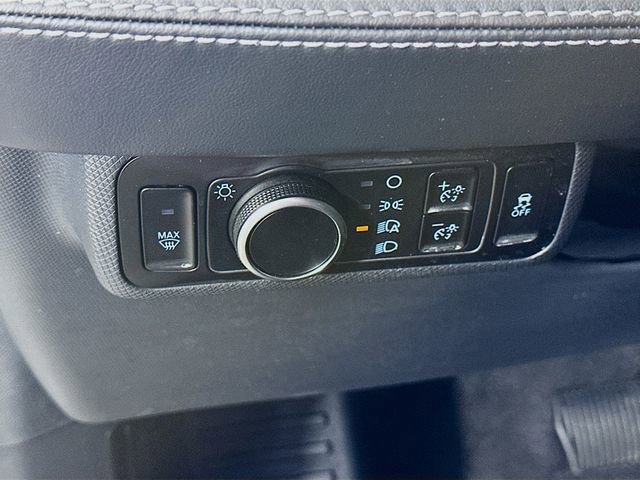 Certified 2025 Ford Mustang Mach-E Select w/ Comfort Package Lite AWD/4WD image 16