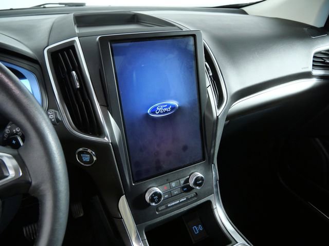 Certified 2024 Ford Edge Titanium w/ Equipment Group 301A AWD/4WD image 17