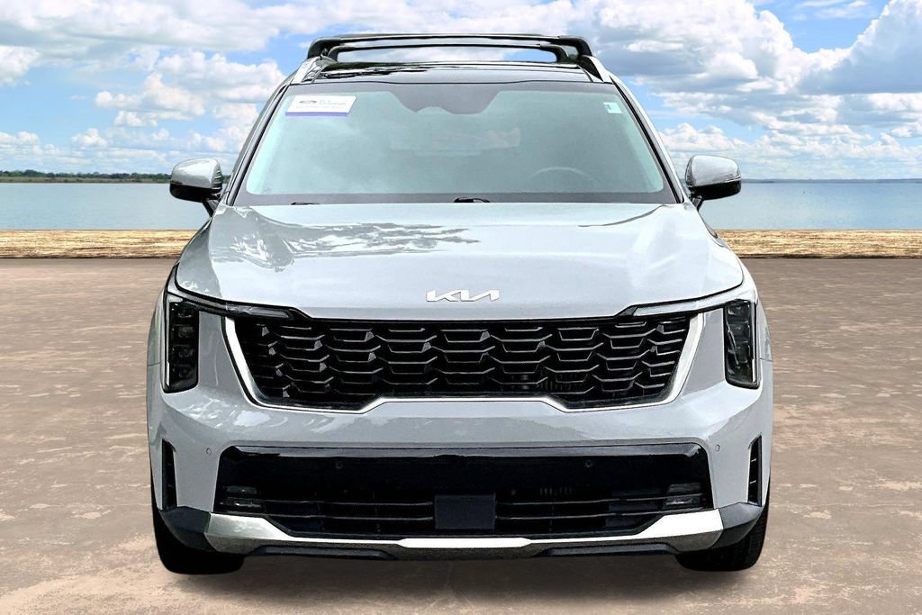 Used 2025 Kia Sorento EX w/ Panoramic Sunroof Package FWD image 2