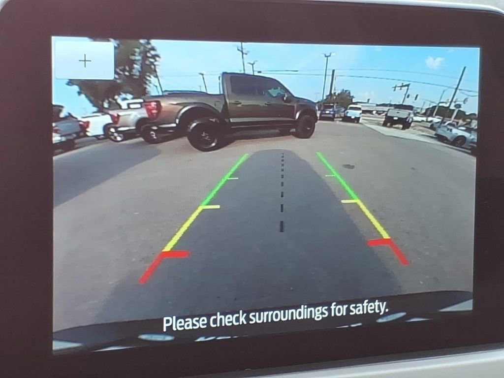 Certified 2022 Ford Escape SE w/ SE Sport Appearance Package FWD image 24