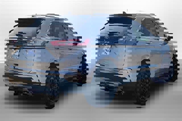 Certified 2024 Ford Edge SEL w/ Convenience Package image 4
