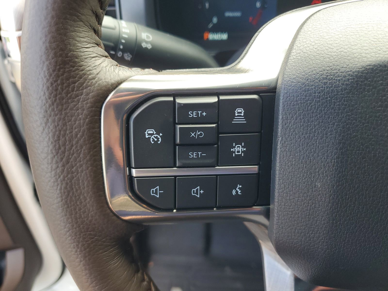 Certified 2025 Ford F150 King Ranch w/ FX4 Off-Road Package AWD/4WD image 21