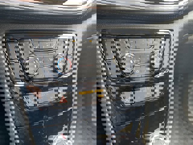 Used 2017 Buick Encore Preferred FWD image 17