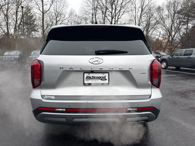 Used 2024 Hyundai Palisade Limited image 4