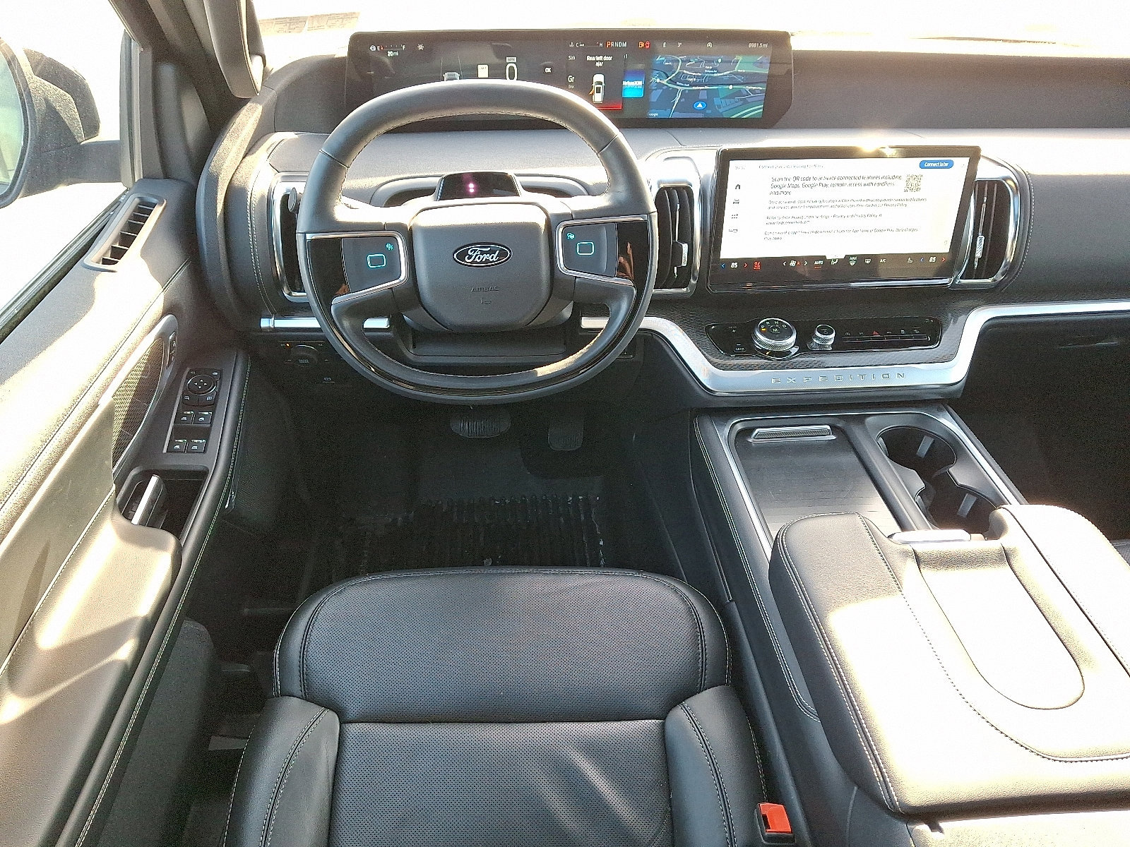 Certified 2025 Ford Expedition Platinum w/ Stealth Appearance Package image 12