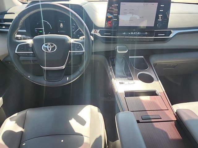Used 2021 Toyota Sienna XLE FWD image 8