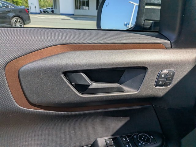 Certified 2025 Ford Bronco Sport Outer Banks w/ Outer Banks Tech Package+ AWD/4WD image 13
