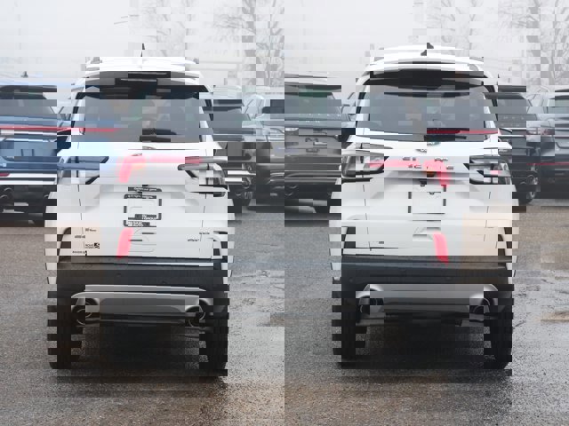 Certified 2022 Ford Escape SEL w/ Technology Package image 4