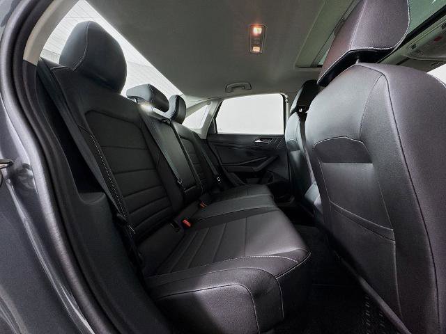 Used 2023 Volkswagen Jetta SE FWD image 27