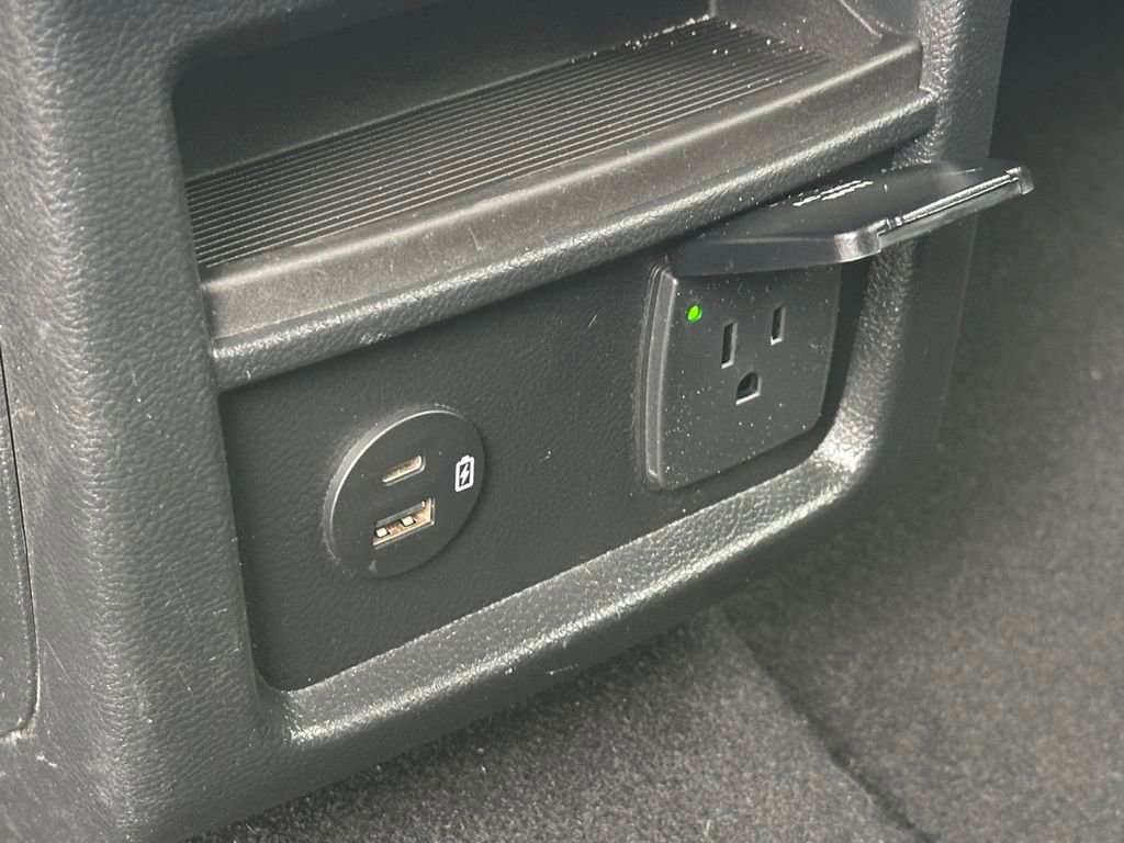 Certified 2022 Ford Edge Titanium image 26