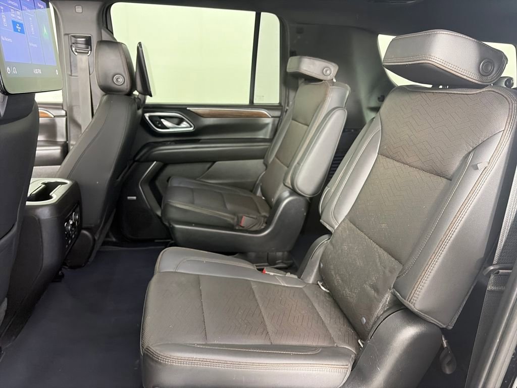 Used 2021 Chevrolet Suburban High Country image 13