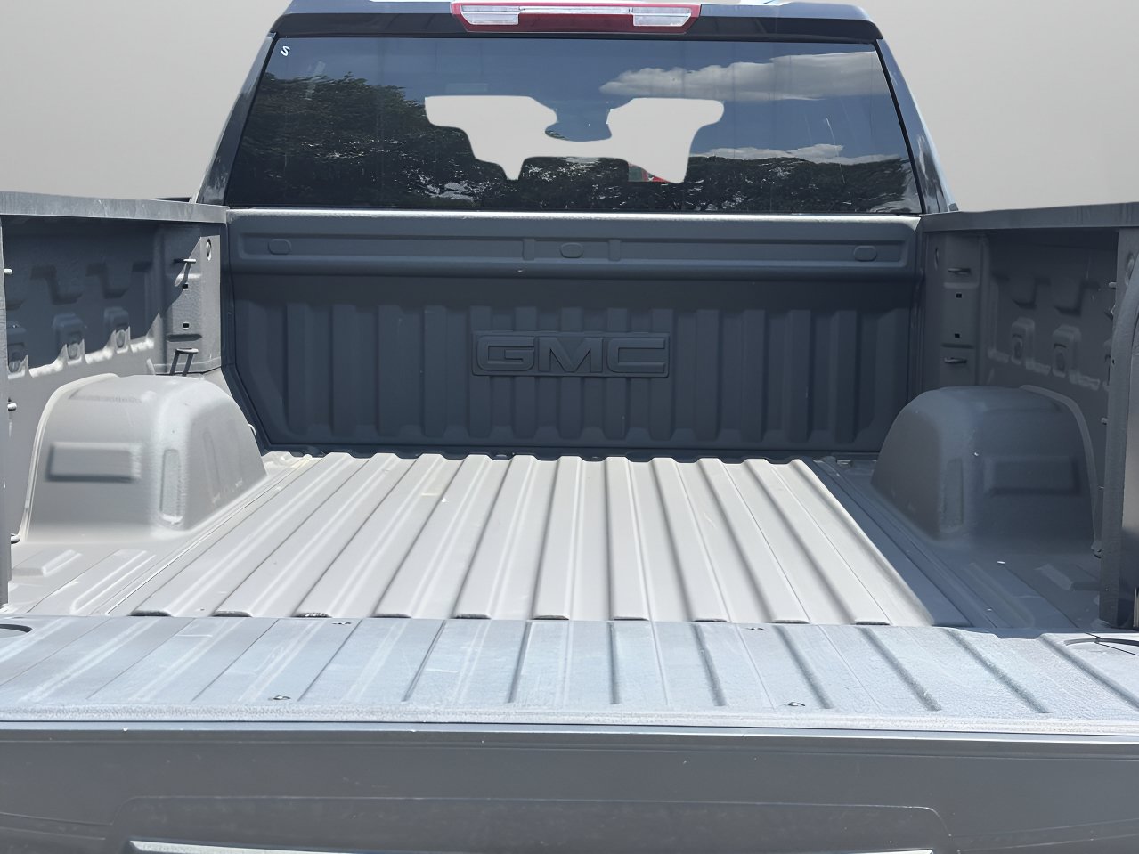 Used 2024 GMC Sierra 1500 Elevation AWD/4WD image 8