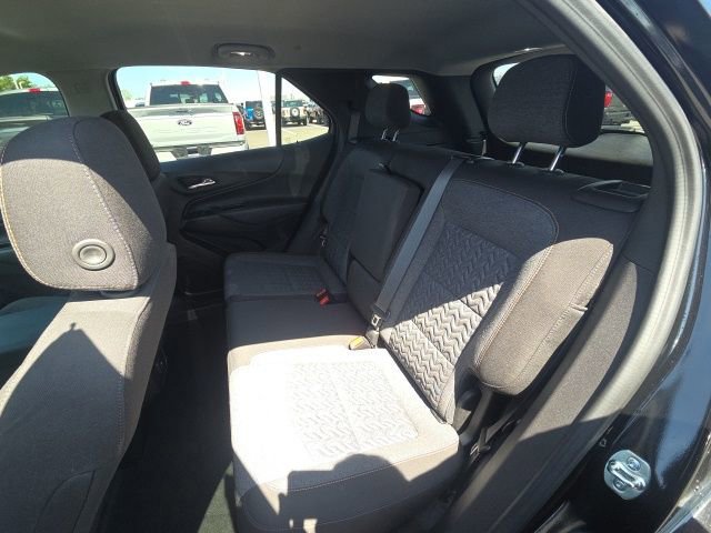 Used 2024 Chevrolet Equinox LT w/ Driver Convenience Package FWD image 17