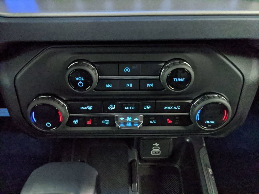 Certified 2026 Ford Bronco Outer Banks AWD/4WD image 10