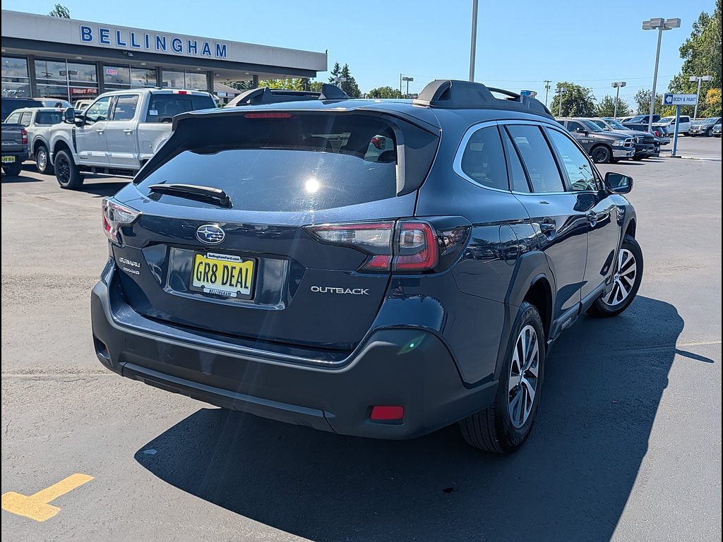 Used 2025 Subaru Outback Premium AWD/4WD image 5