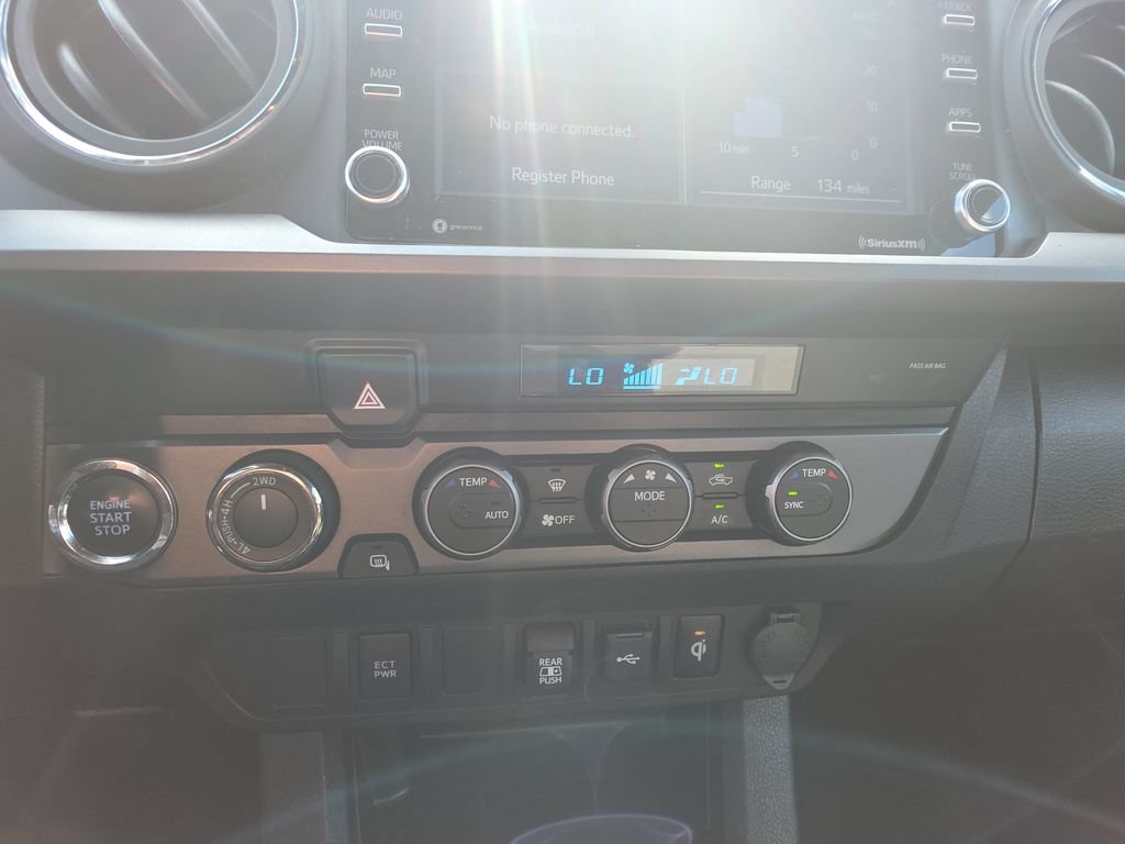Used 2022 Toyota Tacoma TRD Off-Road AWD/4WD image 20
