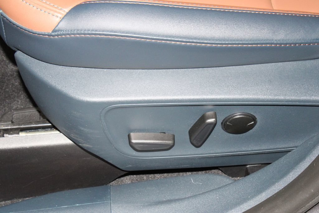 Certified 2023 Ford Maverick Lariat FWD image 23