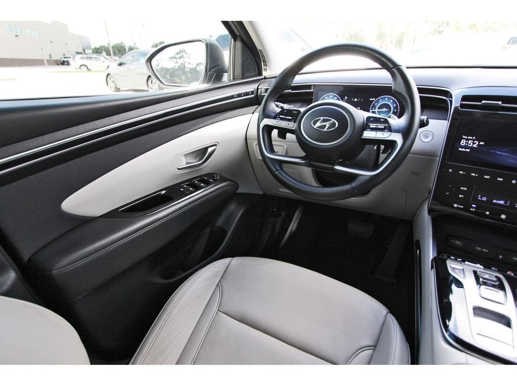 Used 2023 Hyundai Tucson Limited FWD image 11