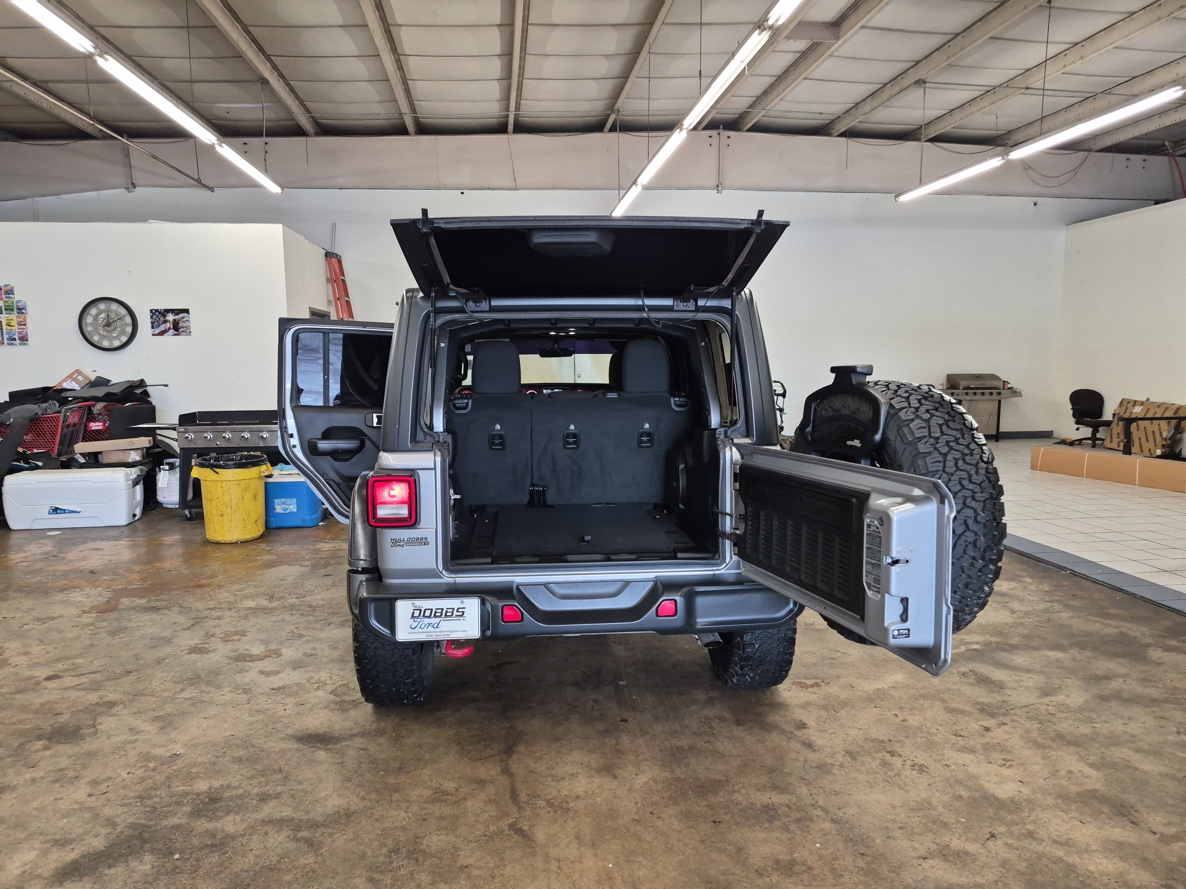 Used 2021 Jeep Wrangler Unlimited Rubicon AWD/4WD image 15