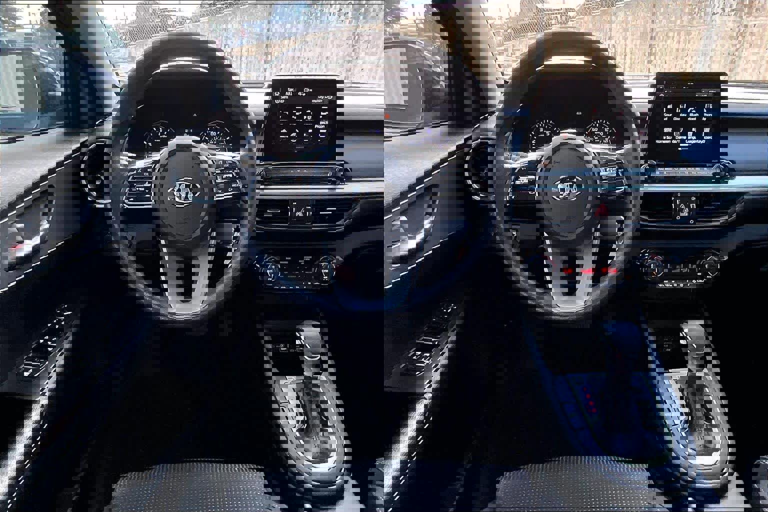 Used 2019 Kia Forte LXS FWD image 10