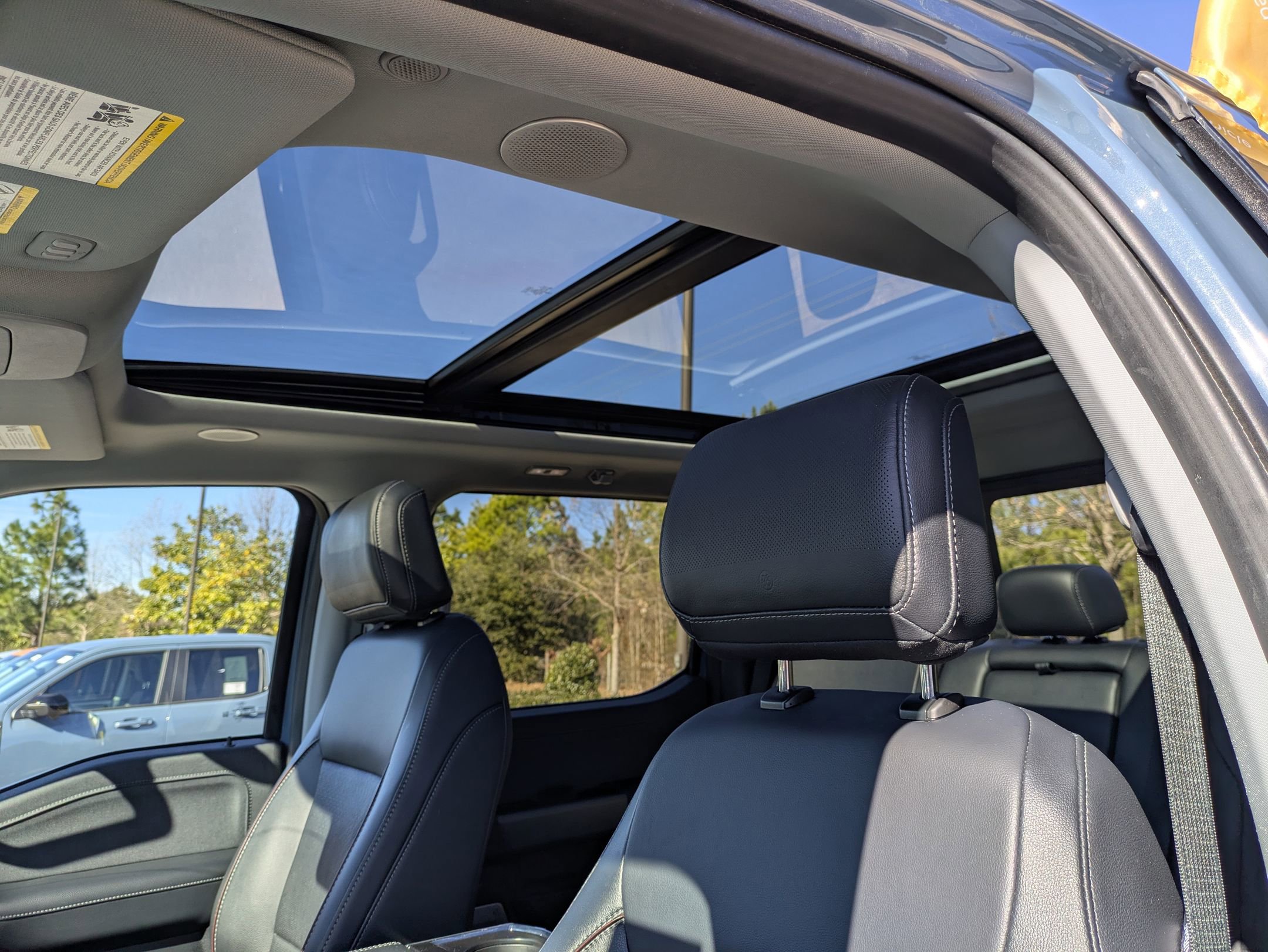 Certified 2023 Ford F150 Lariat w/ Equipment Group 502A High image 29