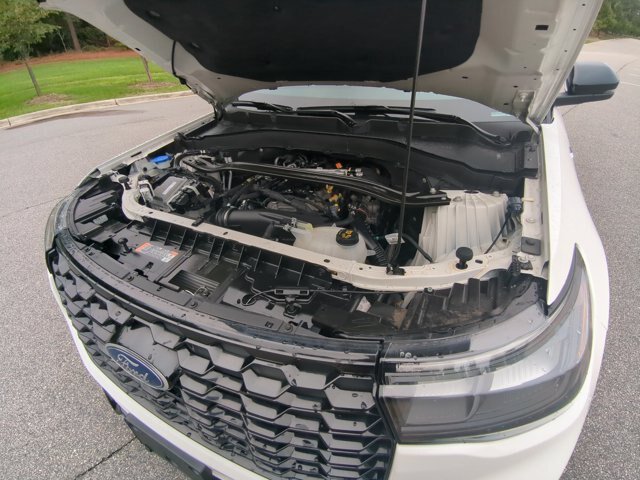 Certified 2025 Ford Explorer ST-Line w/ Premium Package AWD/4WD image 29