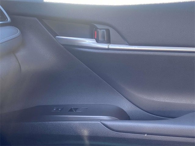 Used 2024 Toyota Camry SE image 21