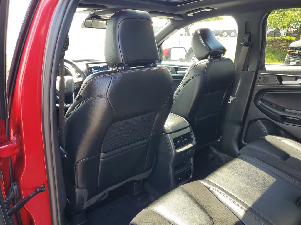 Certified 2023 Ford Edge ST w/ Equipment Group 401A AWD/4WD image 33