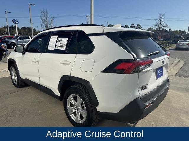 Used 2020 Toyota RAV4 XLE w/ Convenience Package image 5