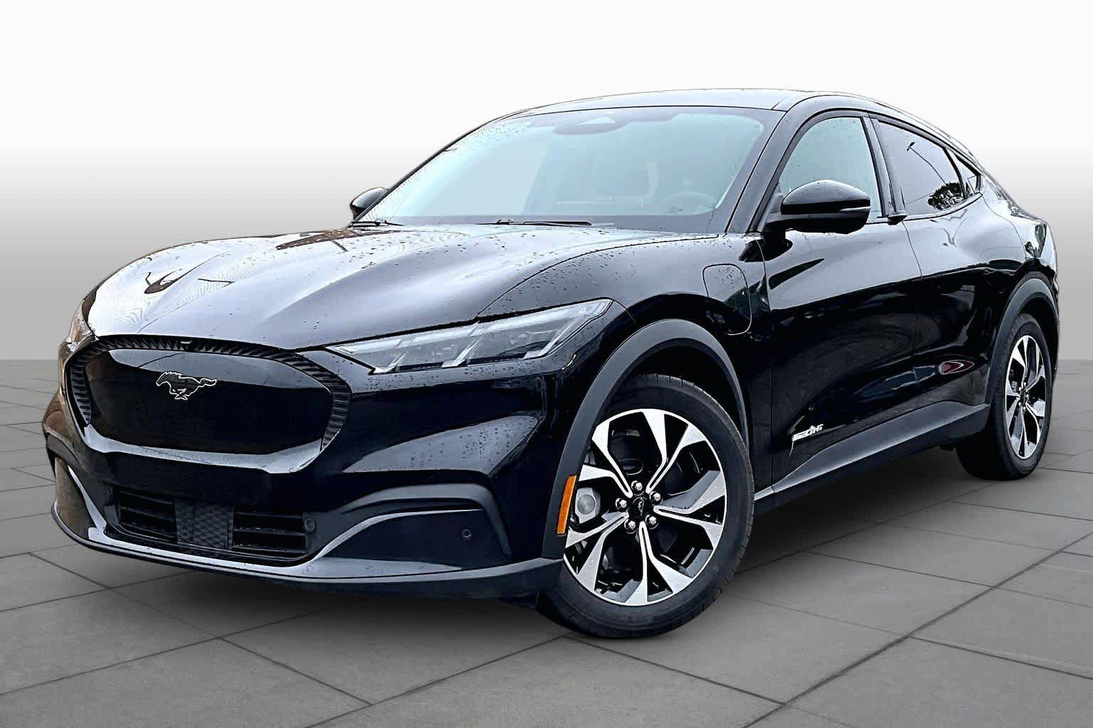 Certified 2025 Ford Mustang Mach-E Select w/ Comfort Package Lite RWD image 34