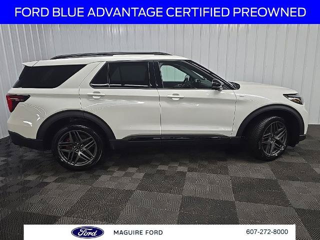 Certified 2025 Ford Explorer ST-Line w/ Premium Package AWD/4WD image 3