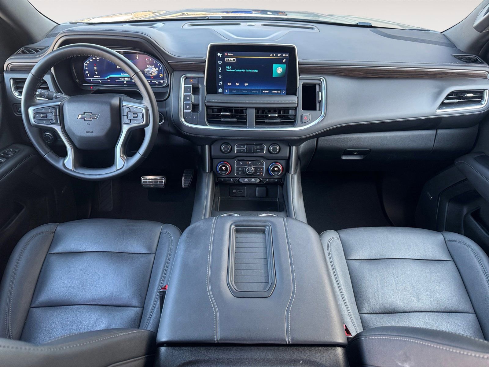 Used 2024 Chevrolet Tahoe Z71 w/ Luxury Package image 10