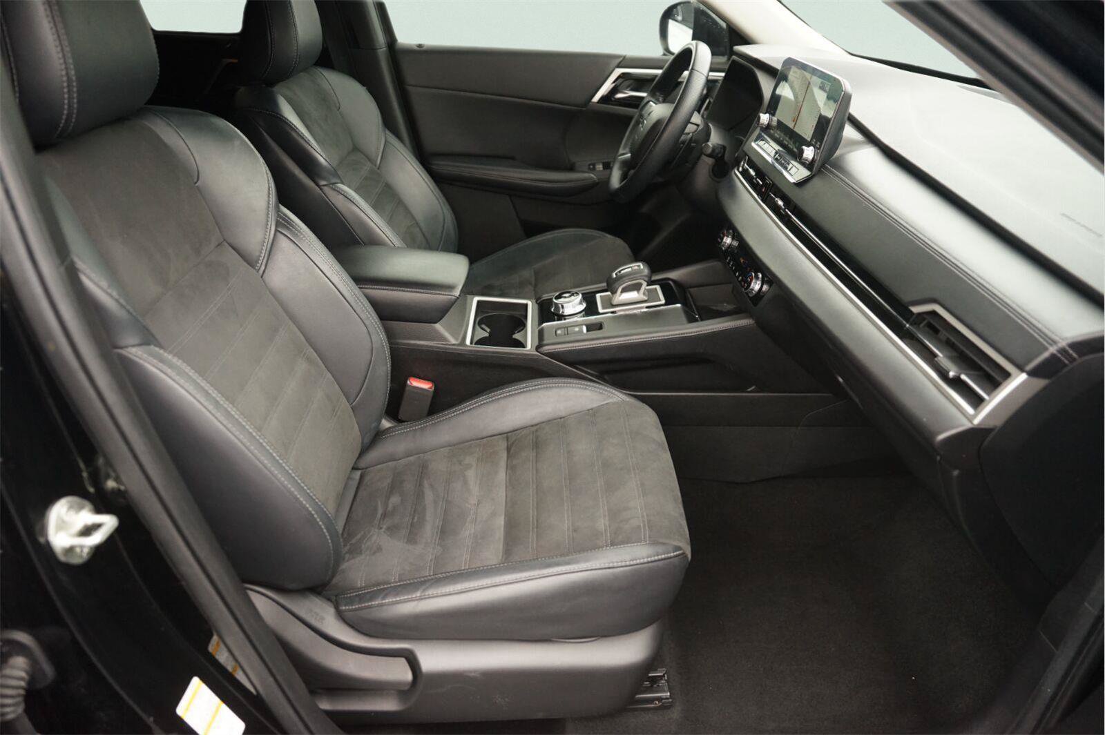 Used 2022 Mitsubishi Outlander SE FWD image 20