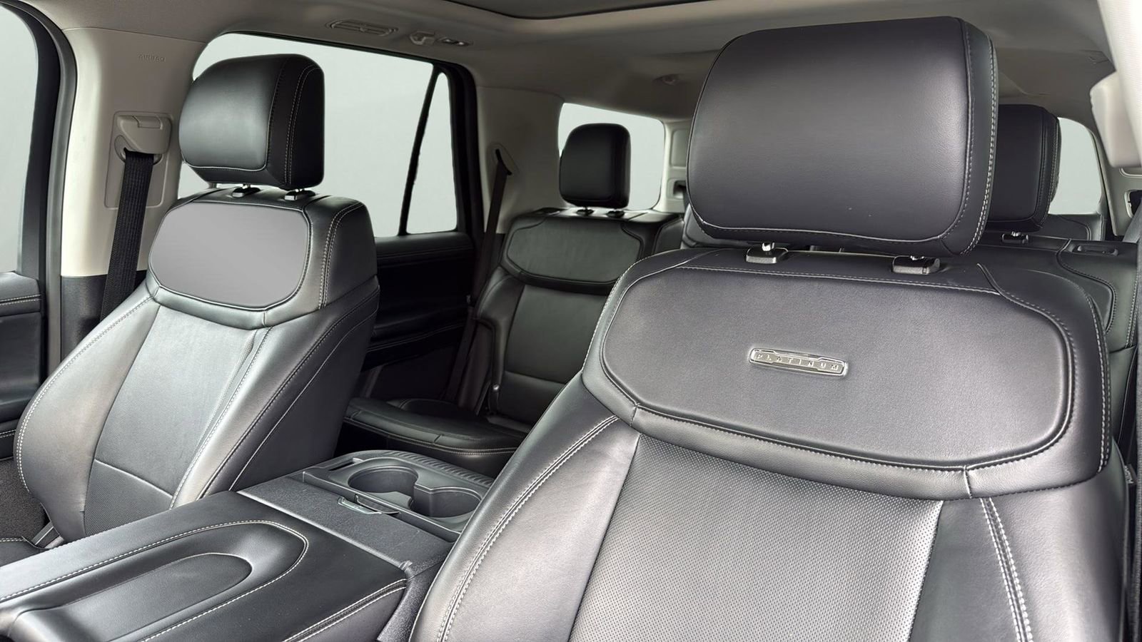 Certified 2025 Ford Expedition Platinum AWD/4WD image 10