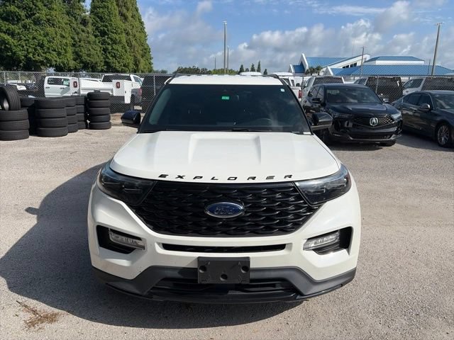 Certified 2023 Ford Explorer ST-Line w/ Class IV Trailer Tow Package RWD image 2