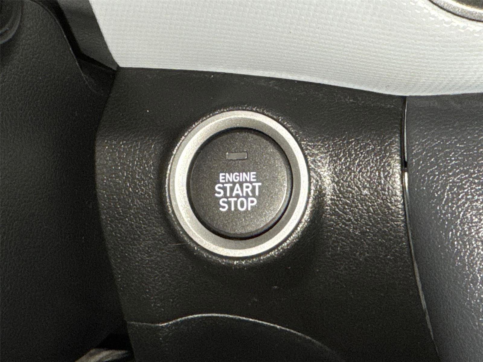 Used 2019 Hyundai Kona SEL w/ SEL Tech Package 02 image 31