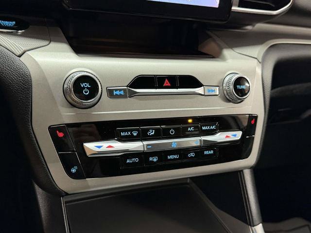 Certified 2023 Ford Explorer XLT w/ Equipment Group 202A AWD/4WD image 30