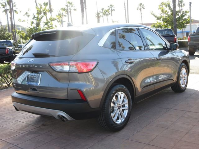 Certified 2021 Ford Escape SE image 4
