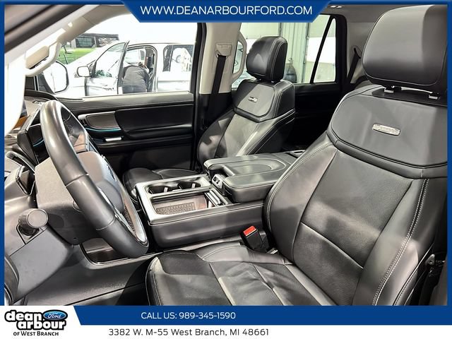 Certified 2025 Ford Expedition Platinum AWD/4WD image 9