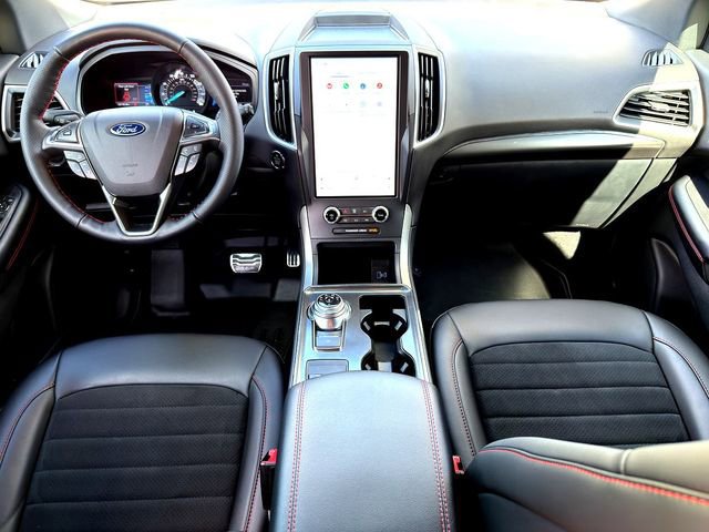 Certified 2022 Ford Edge ST-Line image 24