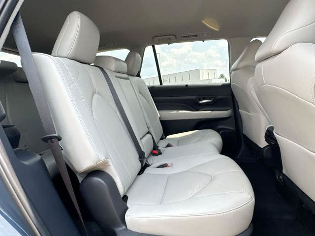 Used 2024 Toyota Grand Highlander AWD Hybrid image 20