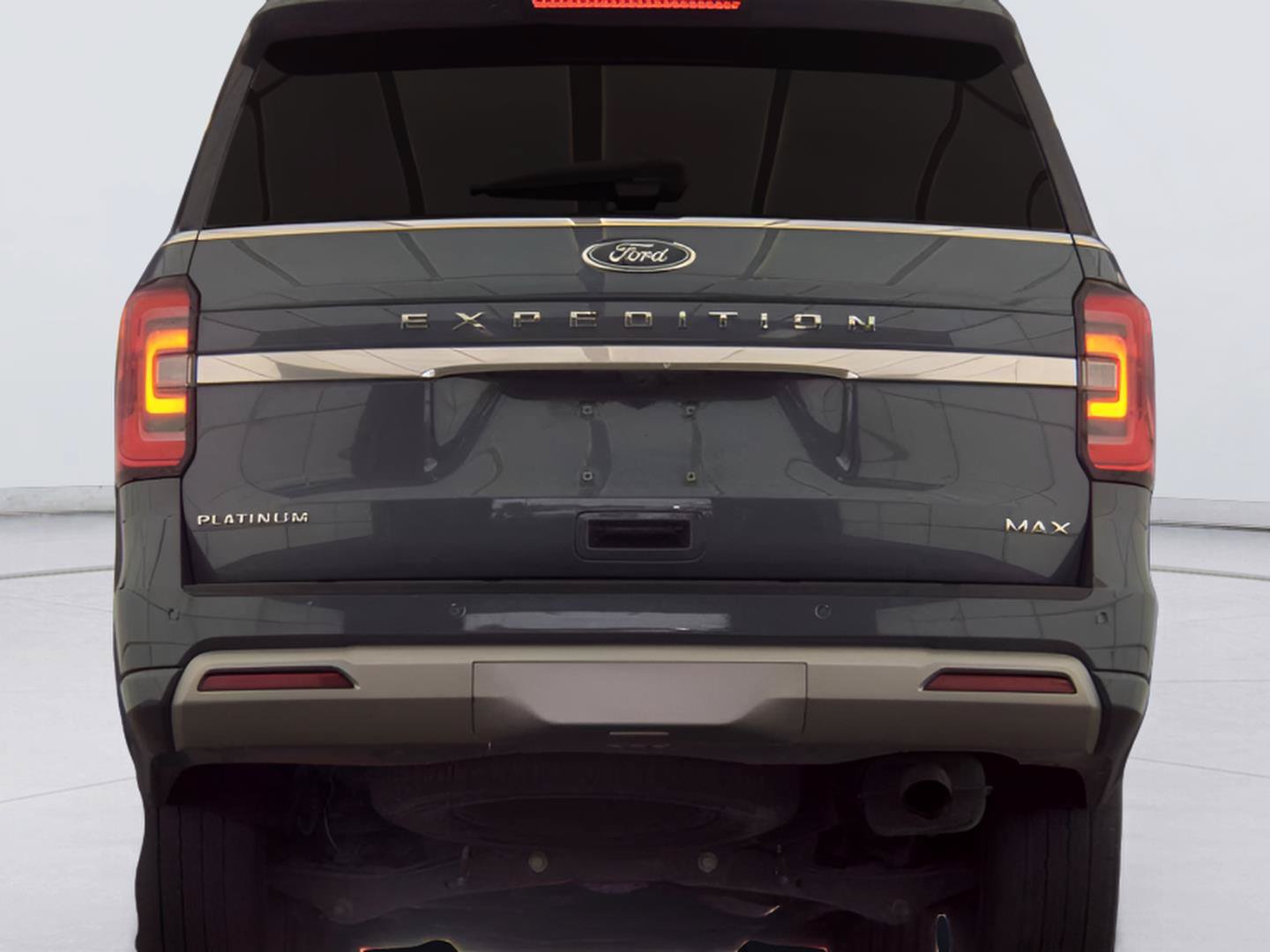 Certified 2023 Ford Expedition Max Platinum RWD image 4