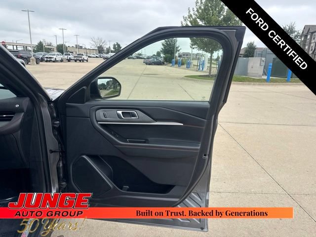Certified 2025 Ford Explorer ST-Line AWD/4WD image 13