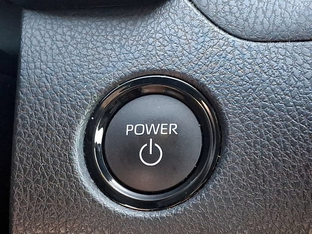 Used 2025 Toyota Camry SE FWD image 24