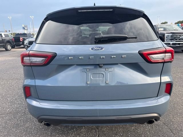 Certified 2024 Ford Escape ST-Line FWD image 6