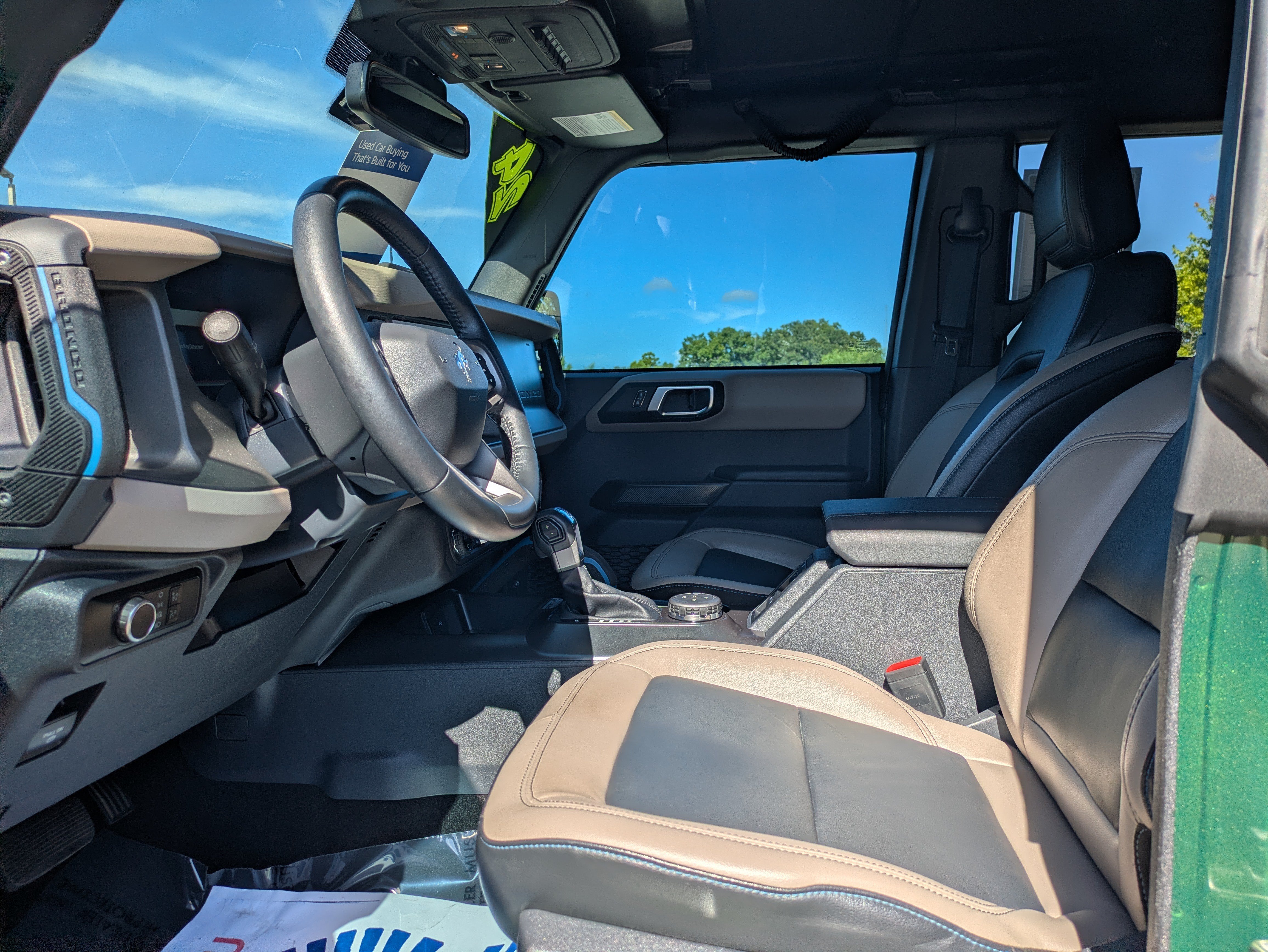 Certified 2024 Ford Bronco Wildtrak AWD/4WD image 28