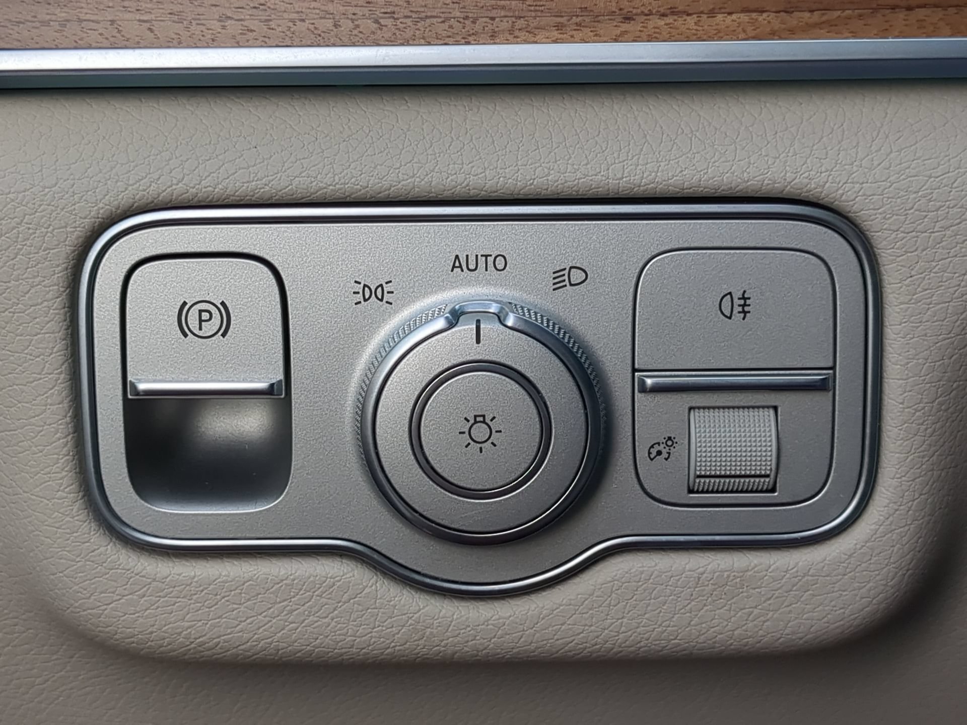 Used 2026 Mercedes-Benz GLS 450 4MATIC image 66